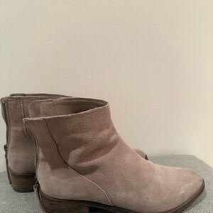 Dolce Vita Suede Ankle Boots - Taupe